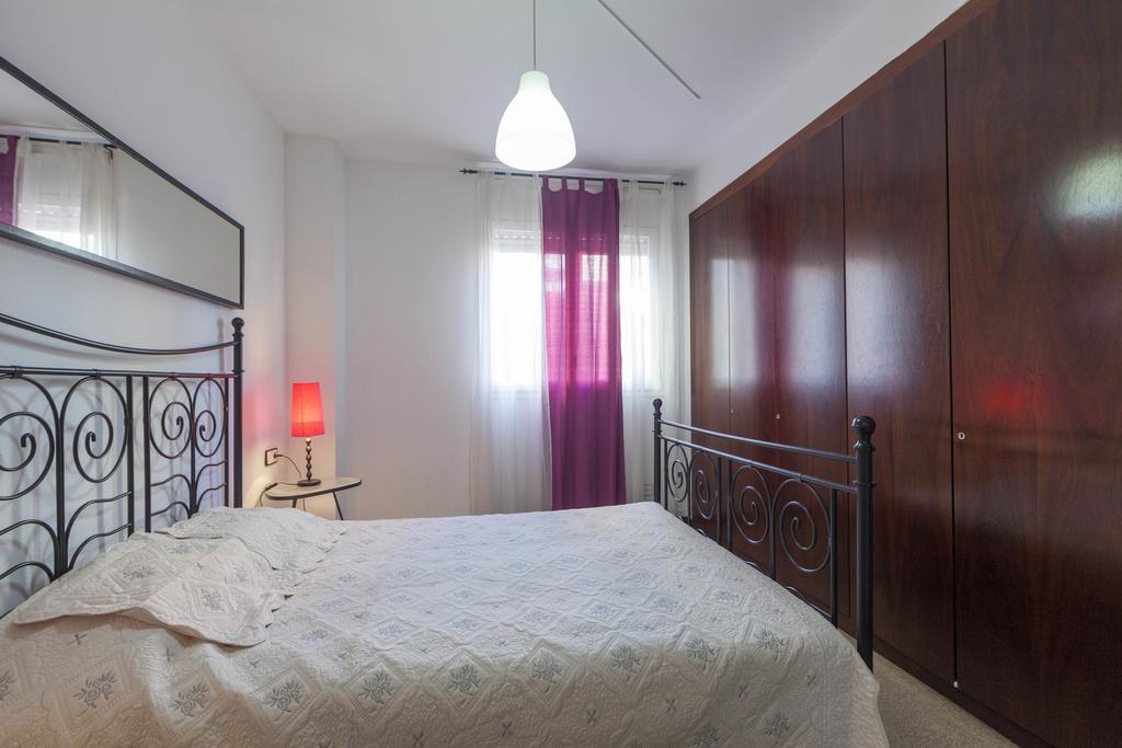 Apartment Sagrada Familia Barcellona Camera foto